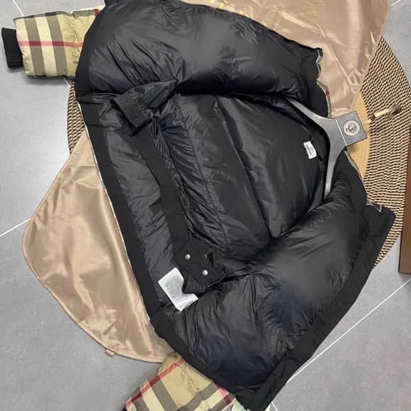 Burberry Beige Checkered Puffer Jacket - Picture 8 of 9